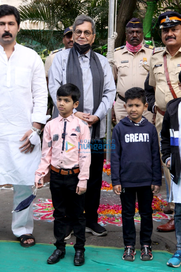 photos subhash ghai spotted at flag hosting at mount mary on republic day 2022 4
