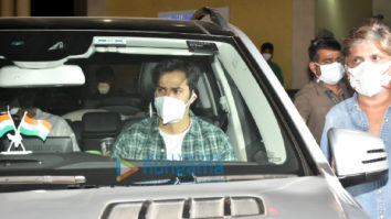 Photos: Varun Dhawan spotted at Lilavati hospital
