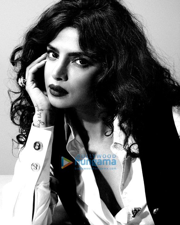 priyanka chopra jonas 2 15