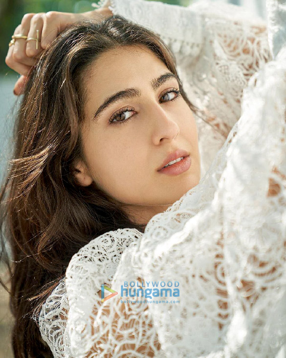 sara ali khan 4 19