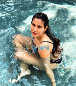 Celeb Photos Of Sonnalli Seygall