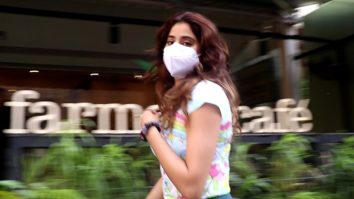 Spotted: Janhvi Kapoor at Farmer’s Cafe