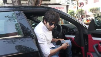 Spotted: Kartik Aaryan at Bandra