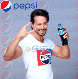 Celeb Photos Of Tiger Shroff