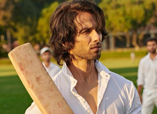 SCOOP: Shahid Kapoor and Mrunal Thakur starrer Jersey to release either on February 18th or 25th in theatres 