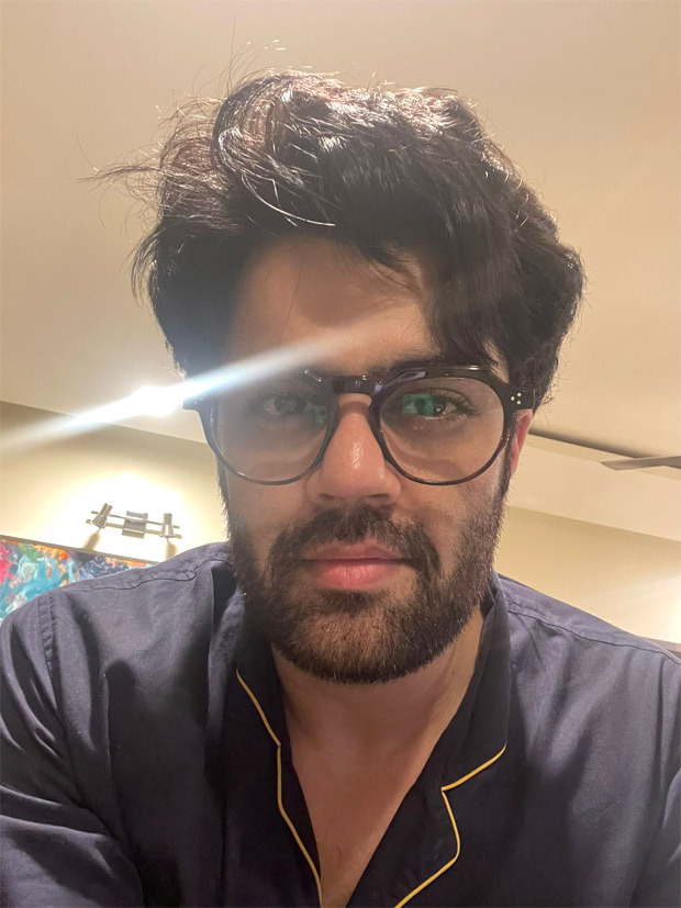 Maniesh Paul gears up for his next, sports distinct looks creating intrigue