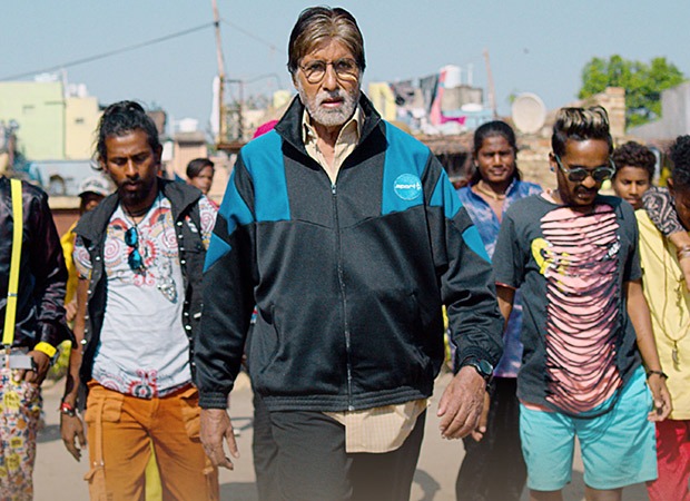Amitabh Bachchan ignites the screen with his swag in the Jhund title track