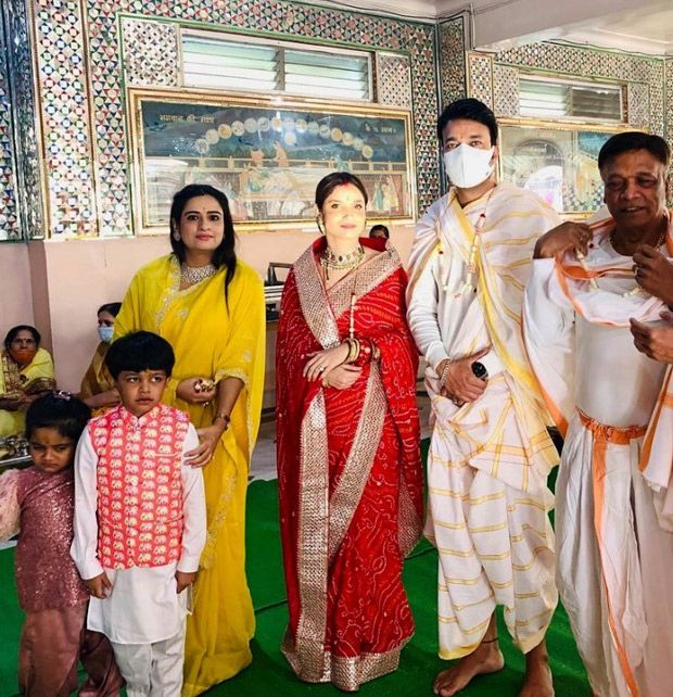 Ankita Lokhande looks gorgeous in a red saree as she visits the temple with her husband Vicky Jain, see photos 
