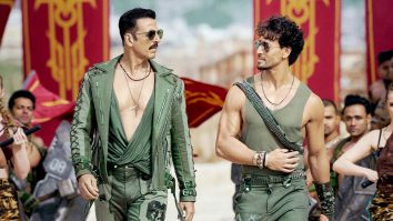 Movie Wallpapers Of Bade Miyan Chote Miyan