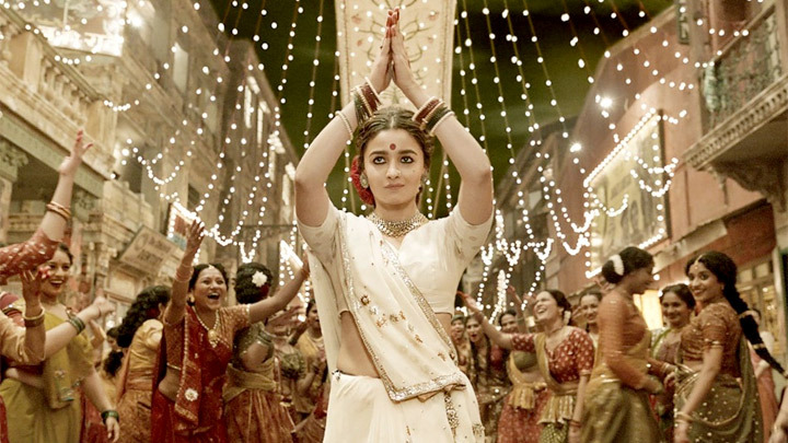 Gangubai Kathiawadi | Dholida Official Video | Sanjay Leela Bhansali | Alia Bhatt | Ajay Devgn Gangubai Kathiawadi | Dholida Official Video | Sanjay Leela Bhansali | Alia Bhatt | Ajay Devgn