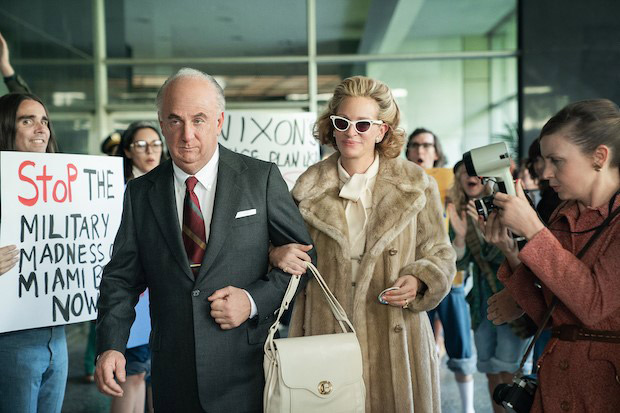Gaslit Teaser: Sean Penn looks unrecognisable in Julia Roberts starrer Watergate scandal limited series