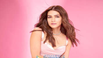 Celebrity Photos of Kriti Sanon