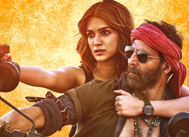 Kriti Sanon’s look as Bachchhan Paandey’s ‘Myra Devekar’ is out!