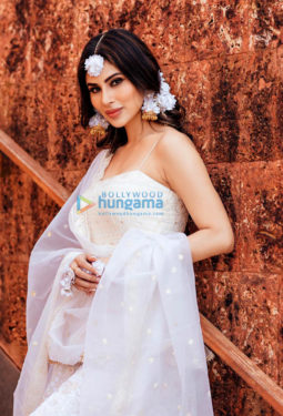 Celeb Photos Of Mouni Roy