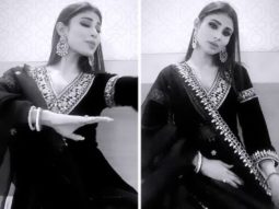 Mouni Roy pays tribute to legendary Lata Mangeshkar as she groves on her song ‘Piya Tose’