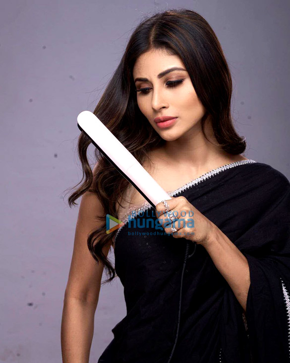 mouni roy 37