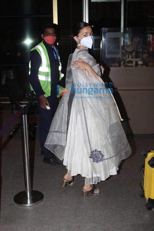 photos alia bhatt goes traditional for her airport look rashmika mandanna keeps it chic 1