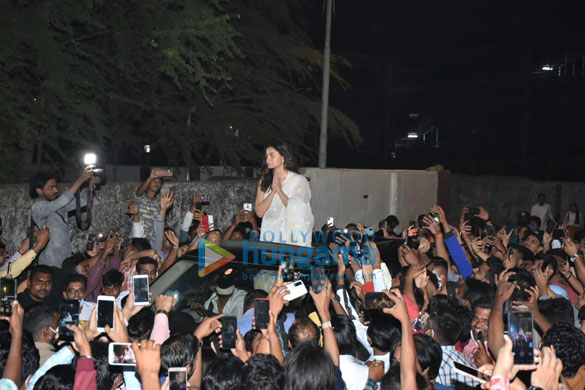 photos alia bhatt greets fans at galaxy in khar on gangubai kathiawadis release day 1