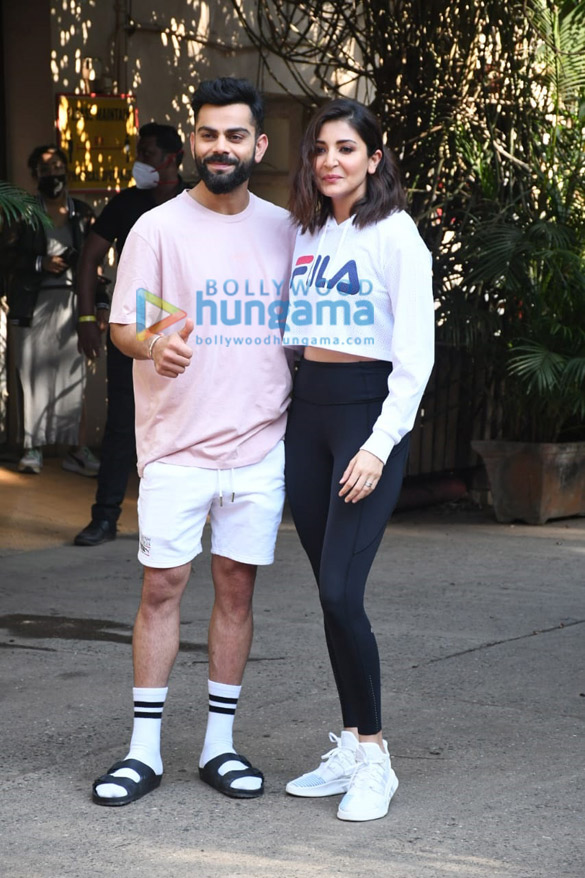 Photos: Anushka Sharma and husband Virat Kohli spotted shooting at Mehboob Studio in Bandra Photos: Anushka Sharma and husband Virat Kohli spotted shooting at Mehboob Studio in Bandra