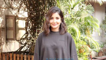 Photos: Anushka Sharma sports an oversized T-shirt and black pants as she gets snapped in the city