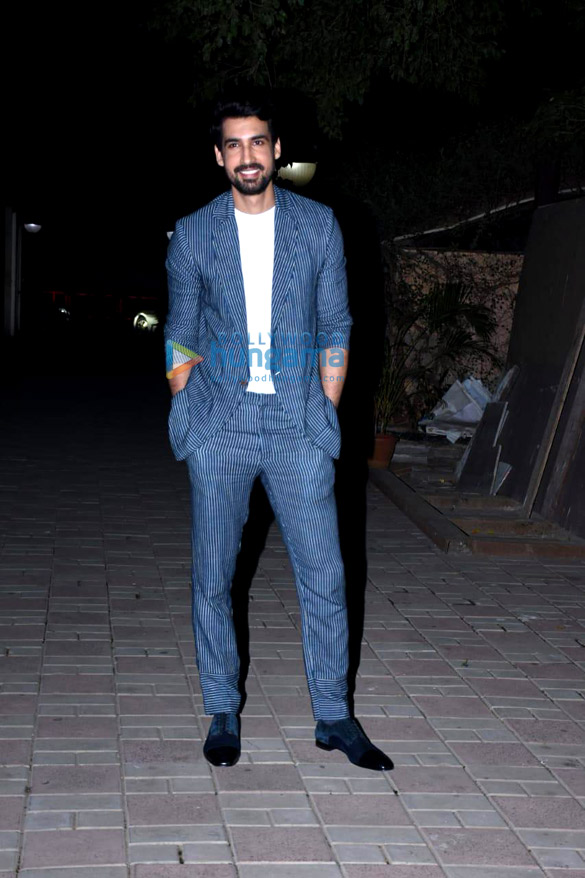 photos celebs attend the premiere of the movie gehraiyaan 0088 5