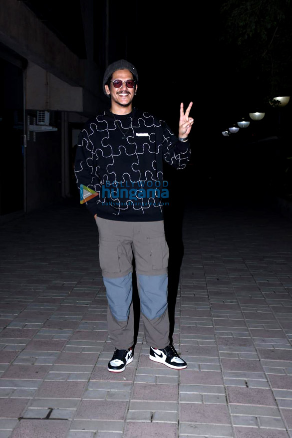 photos celebs attend the premiere of the movie gehraiyaan 951 4