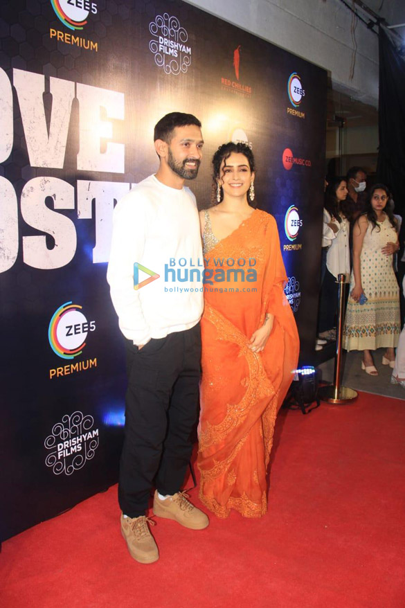 photos celebs grace the premier of the film love hostel 7