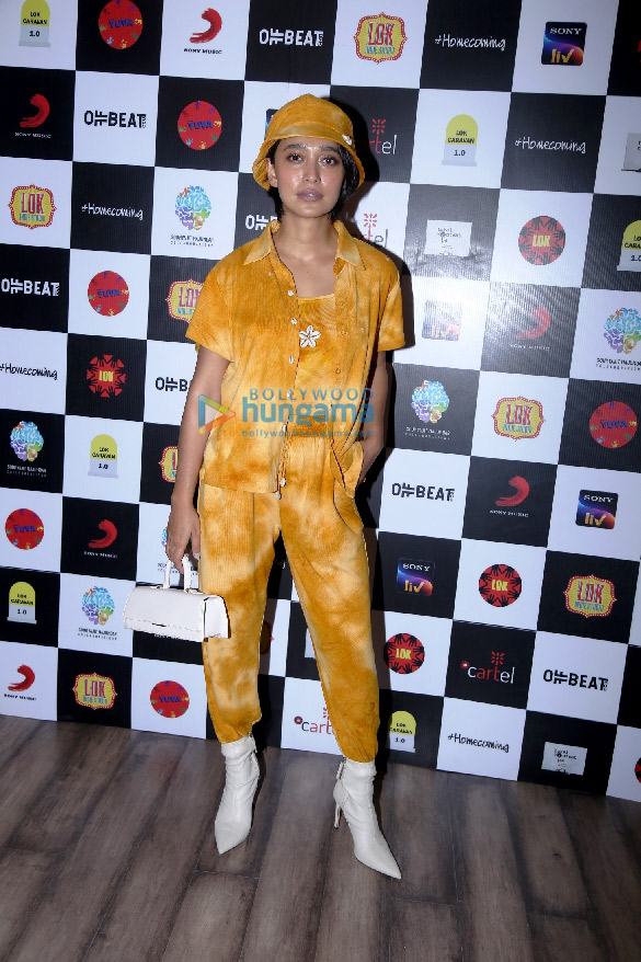photos celebs grace the special screening of the film homecoming 6
