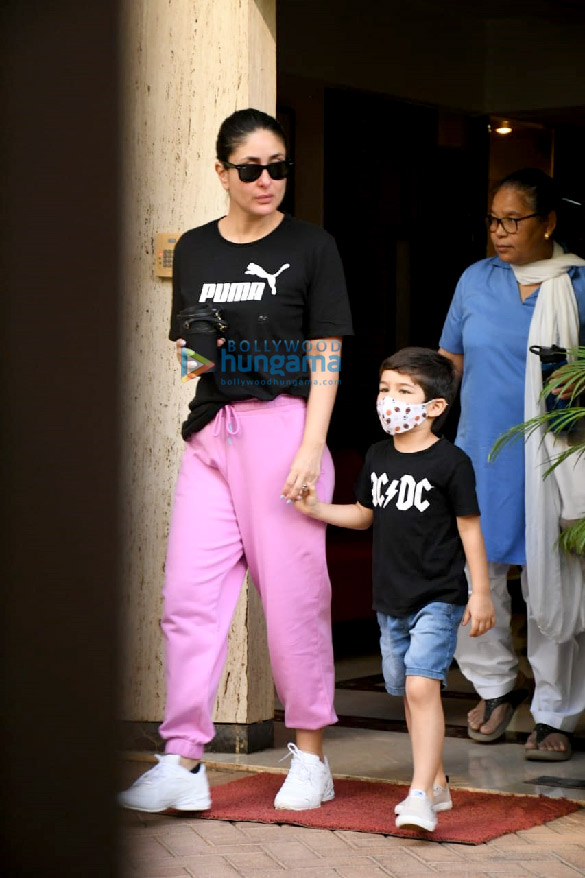 photos kareena kapoor and son taimur ali khan twin in black as they get snapped in bandra 1