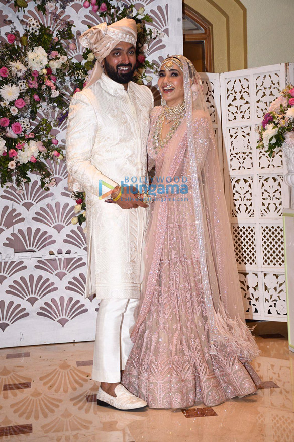 photos karishma tanna and varun bangera snapped post their wedding 5