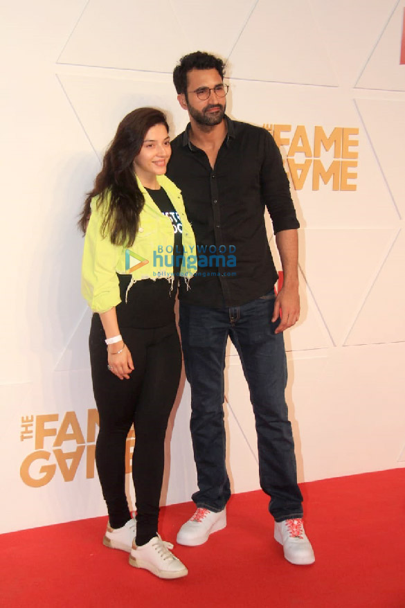 photos madhuri dixit and other celebs grace the premiere of the netflix original the fame game 12 15