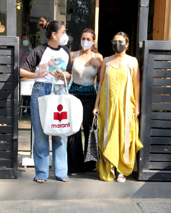 photos malaika arora kareena kapoor khan and amrita arora spotted in bandra 5