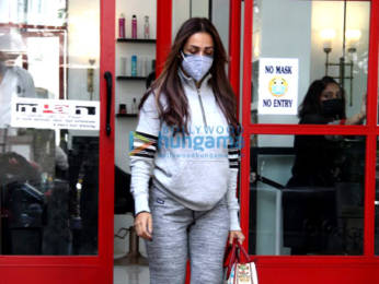 Photos: Malaika Arora spotted outside a saloon in Khar