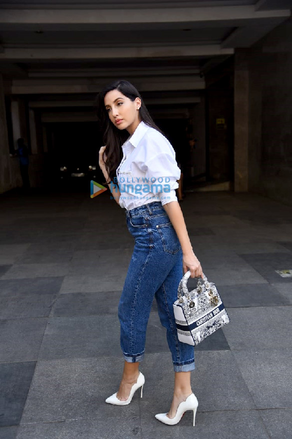 photos nora fatehi spotted at anil kapoors office in santacruz 2