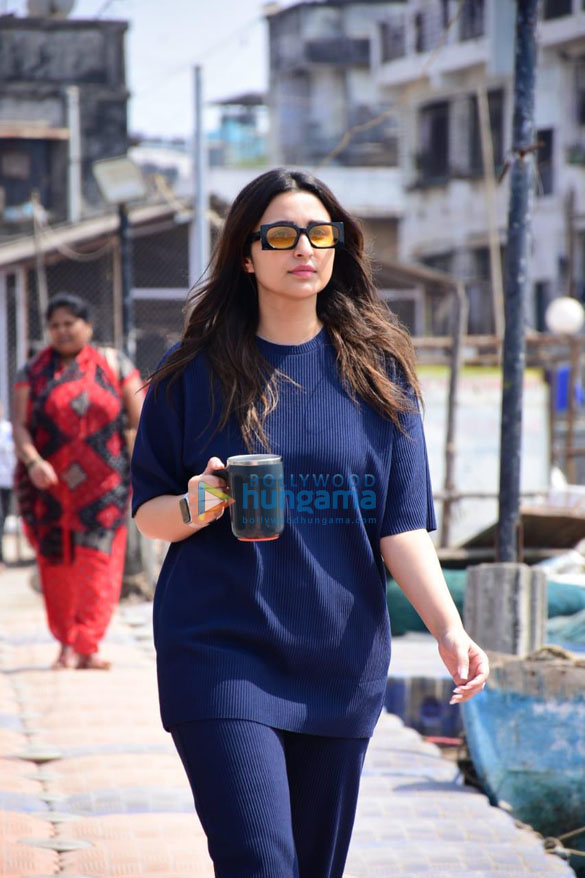 photos parineeti chopra keeps it casual in t shirt and tracks as she gets spotted at the jetty 6