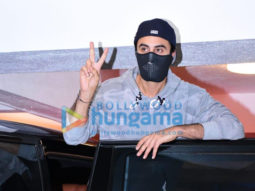 Photos: Ranbir Kapoor snapped at a dubbing studio in Bandra