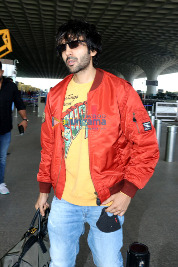 photos ranveer singh dons louis vuitton at airport leaving for cleveland for nba all star game kartik aaryan jets for shoot schedule 3