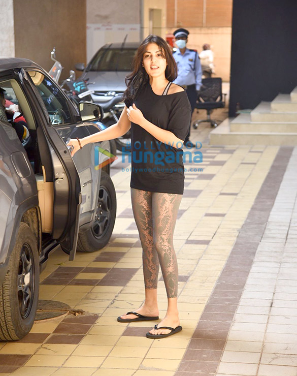 photos rhea chakraborty waves at the paparazzi as she walks out of a gym in khar 4