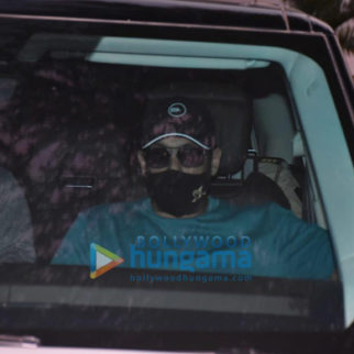 Photos: Salman Khan snapped at Kalina airport