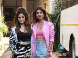 Photos: Shilpa Shetty and Shamita Shetty spotted at Mehboob studio in Bandra