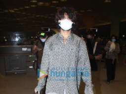 Photos: Vijay Deverakonda and Charmy Kaur snapped at the airport