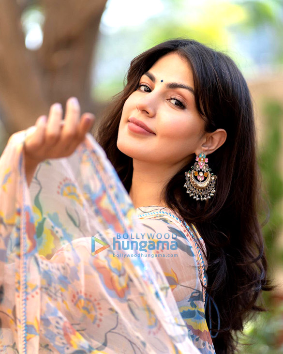 rhea chakraborty 1 3