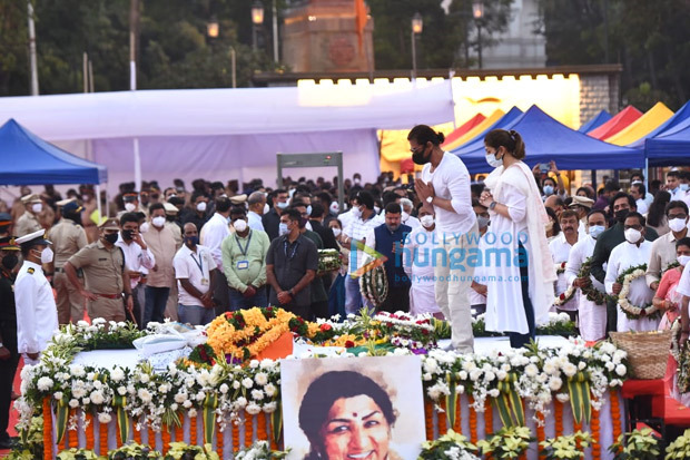 RIP Lata Mangeshkar: PM Narendra Modi and Shah Rukh Khan pay last respects to the late singer at state funeral in Mumbai 