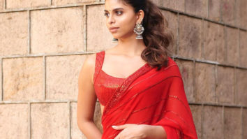 Suhana Khan is a vision in red as she stuns in a red Manish Malhotra saree; mother Gauri Khan reacts