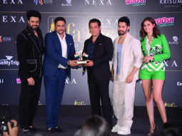 Salman Khan reveals Devi Sri Prasad, Shreya Ghoshal, and Tanishk Bagchi along with Varun Dhawan and Ananya Panday will be performing at IIFA 2022