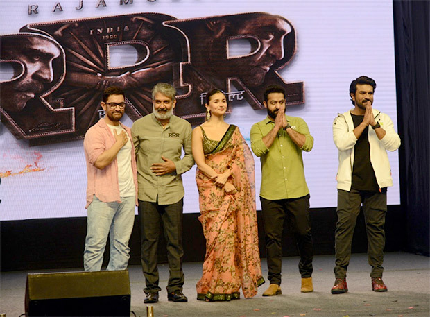 Aamir Khan does 'Naatu Naatu' viral dance step, joins Ram Charan, Jr. NTR, Alia Bhatt and SS Rajamouli in Delhi for RRR promotions 