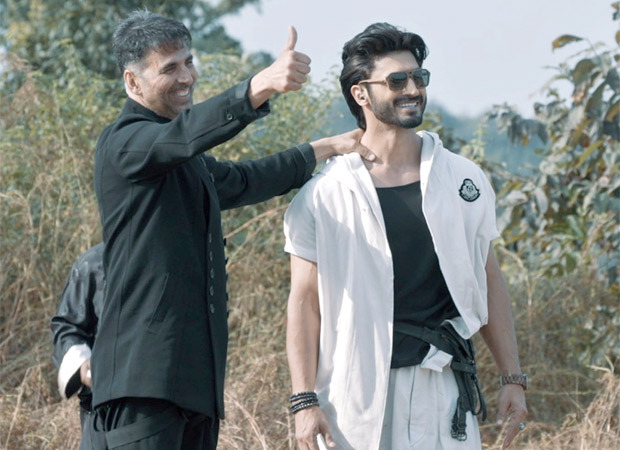 Akshay Kumar makes a special appearance on India’s Ultimate Warrior; announces Rs. 10 lakh prize money for the winner of the show hosted by Vidyut Jammwal
