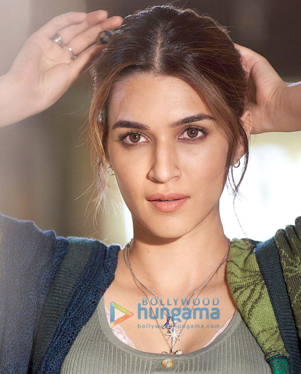 bachchhan paandey 3 10