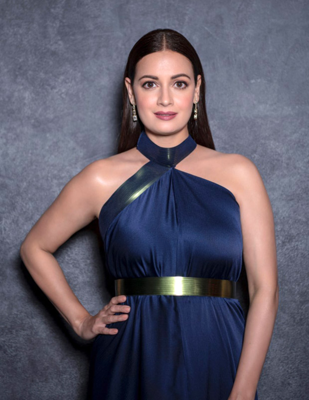 Dia Mirza looks resplendent in blue halter-neck draped dress with metallic details by Amit Aggarwal worth Rs. 28, 500 Dia Mirza looks resplendent in blue halter-neck draped dress with metallic details by Amit Aggarwal worth Rs. 28, 500