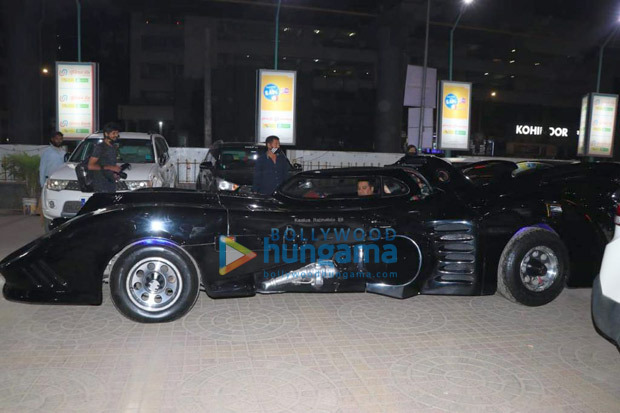 Heropanti 2 director Ahmed Khan and his family arrive in a Batmobile to watch Robert Pattinson starrer The Batman